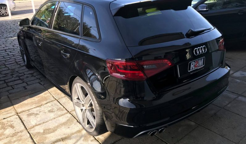 Audi A3 SportBack S-Line completo