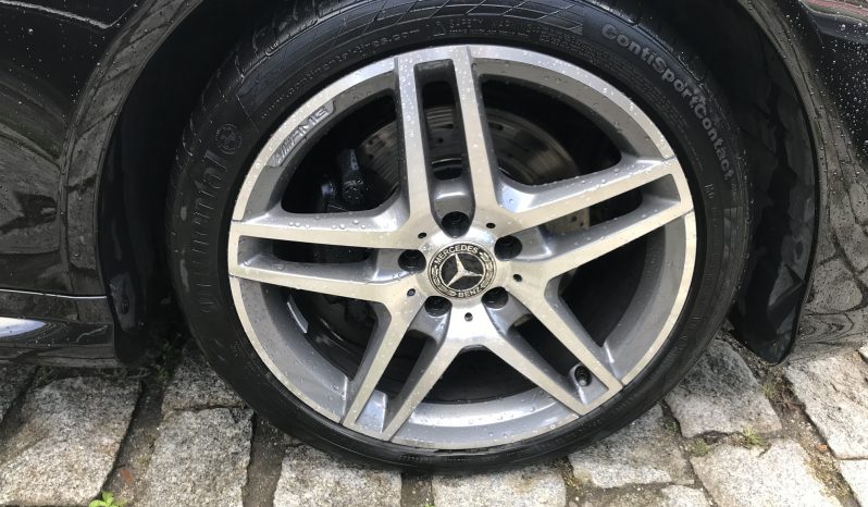 Mercedes-Benz E220 AMG Cabrio completo